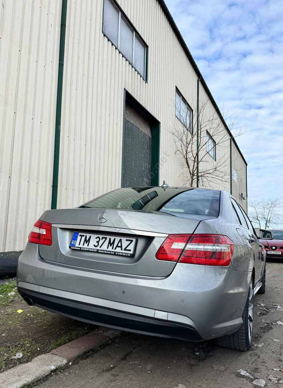 Mercedes-Benz E