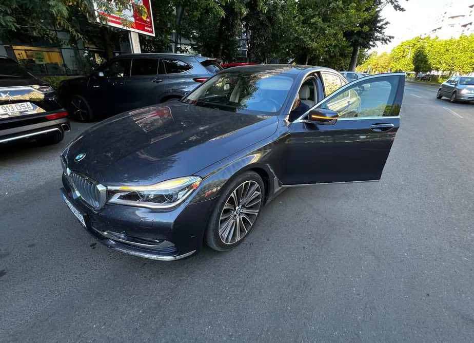 BMW Seria 7