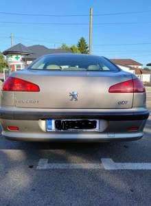 Peugeot 607