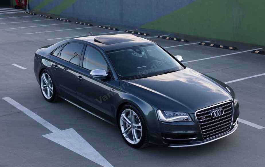 Audi S8