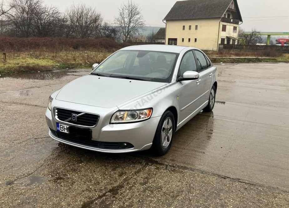 Volvo S40