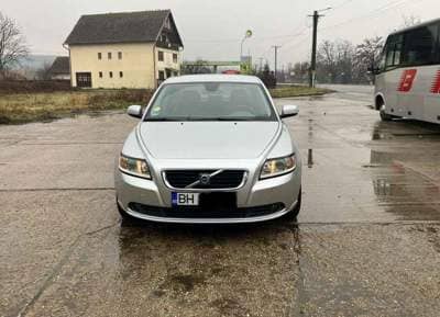 Volvo S40