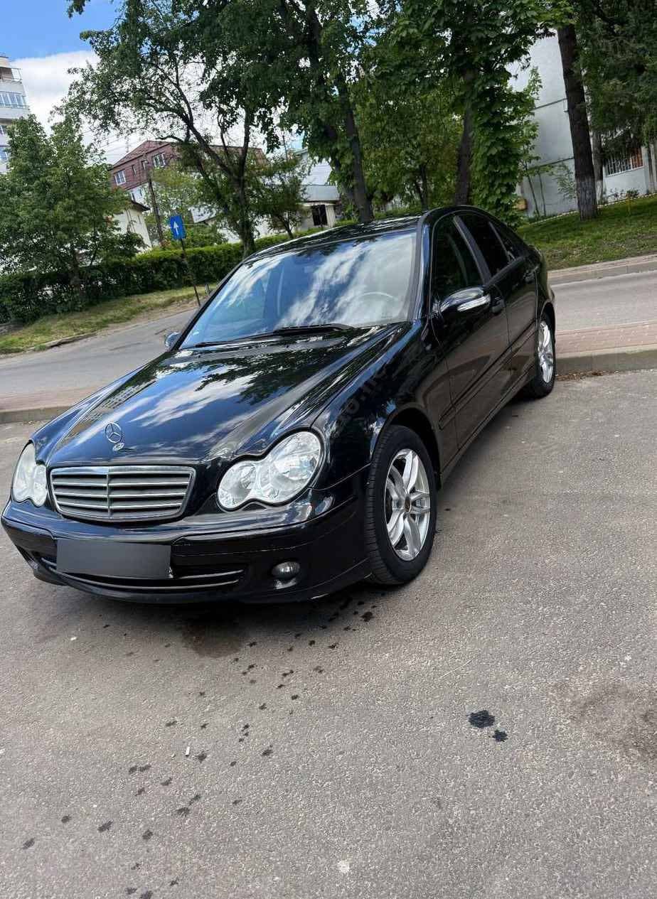Mercedes-Benz C