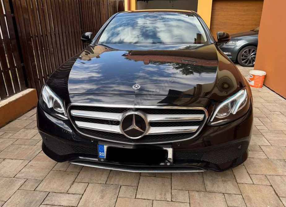 Mercedes-Benz E