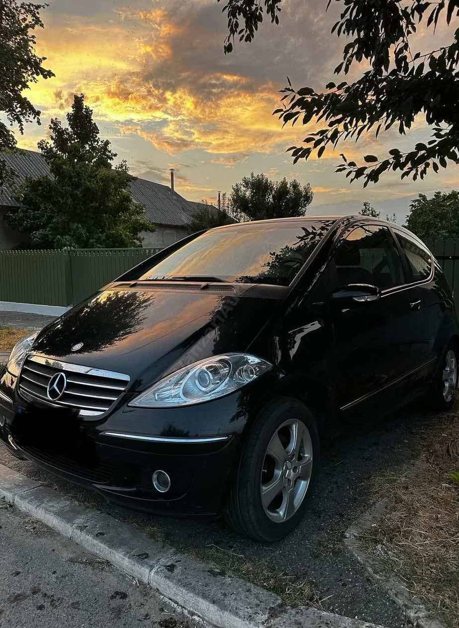 Mercedes-Benz A