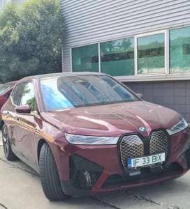 BMW iX