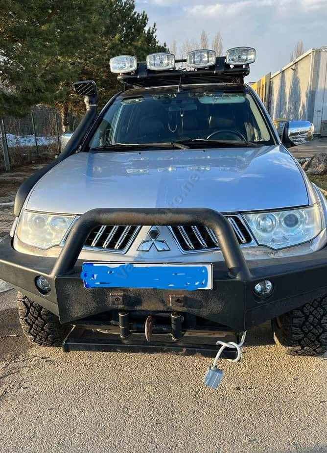 Mitsubishi L200