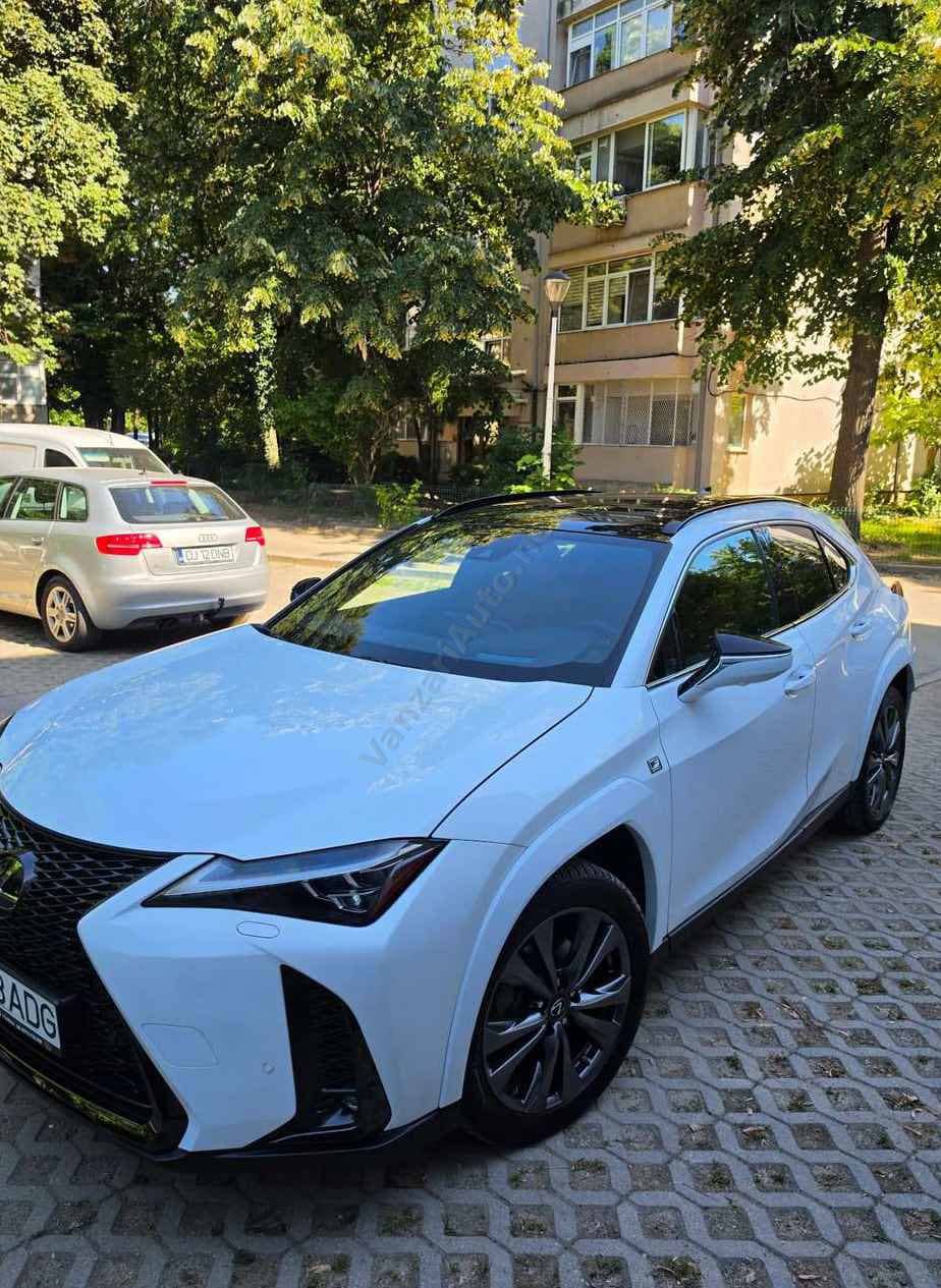 Lexus UX
