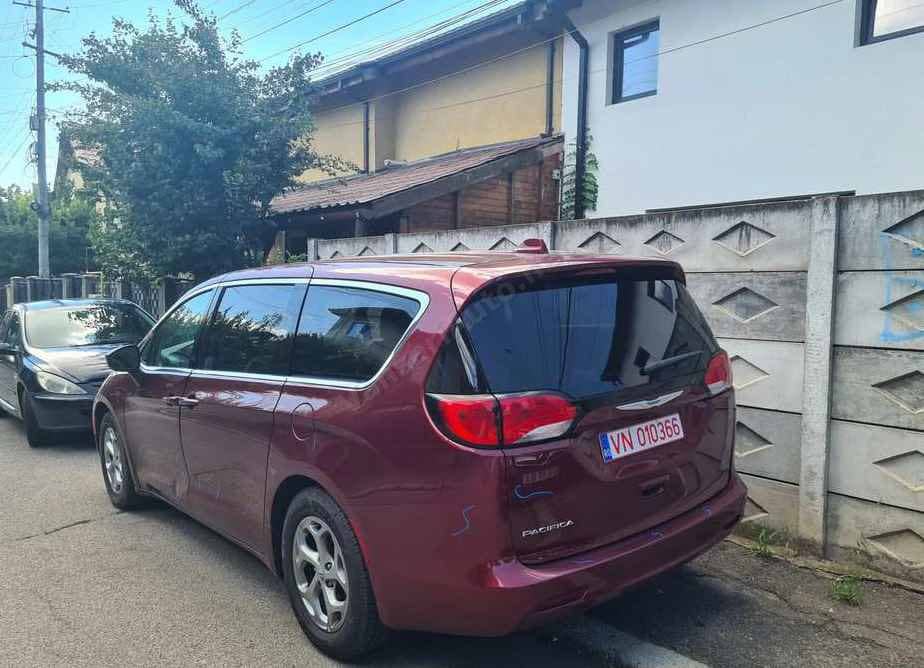 Chrysler Pacifica