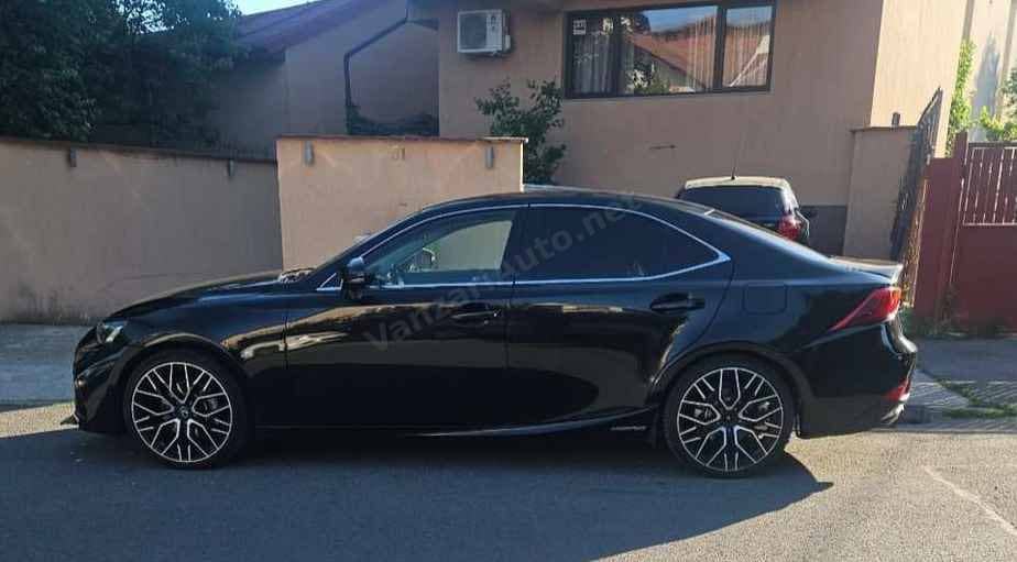 Lexus Seria IS