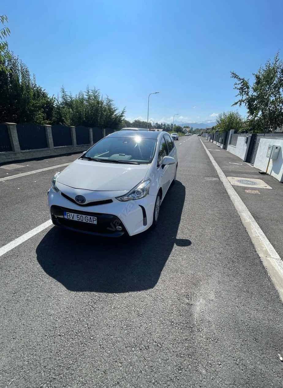 Toyota Prius+