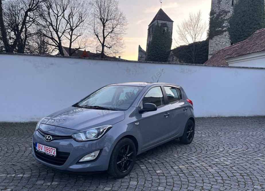 Hyundai i20
