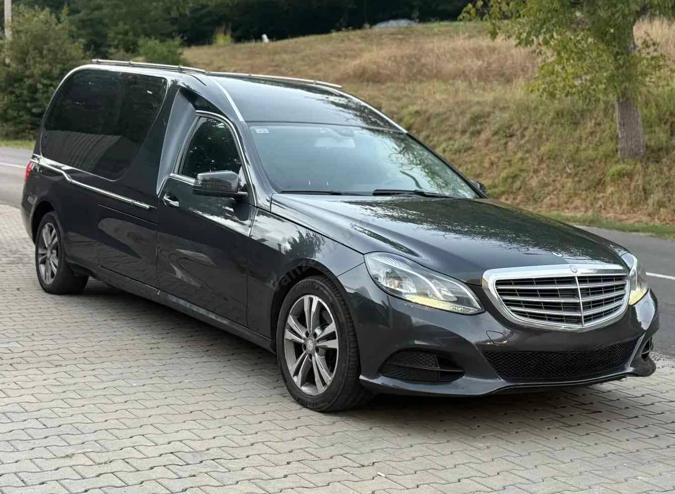 Mercedes-Benz E