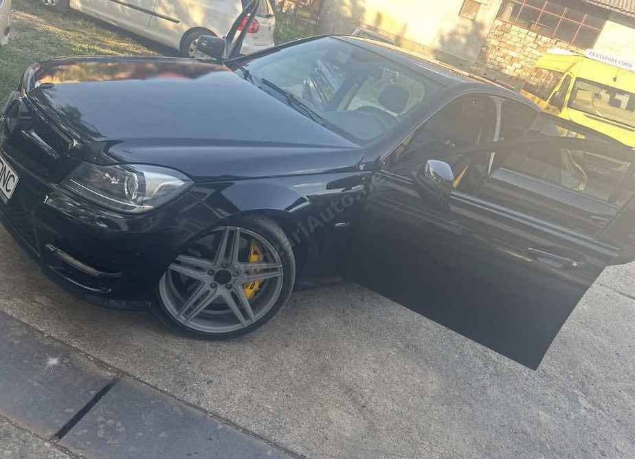 Mercedes-Benz C
