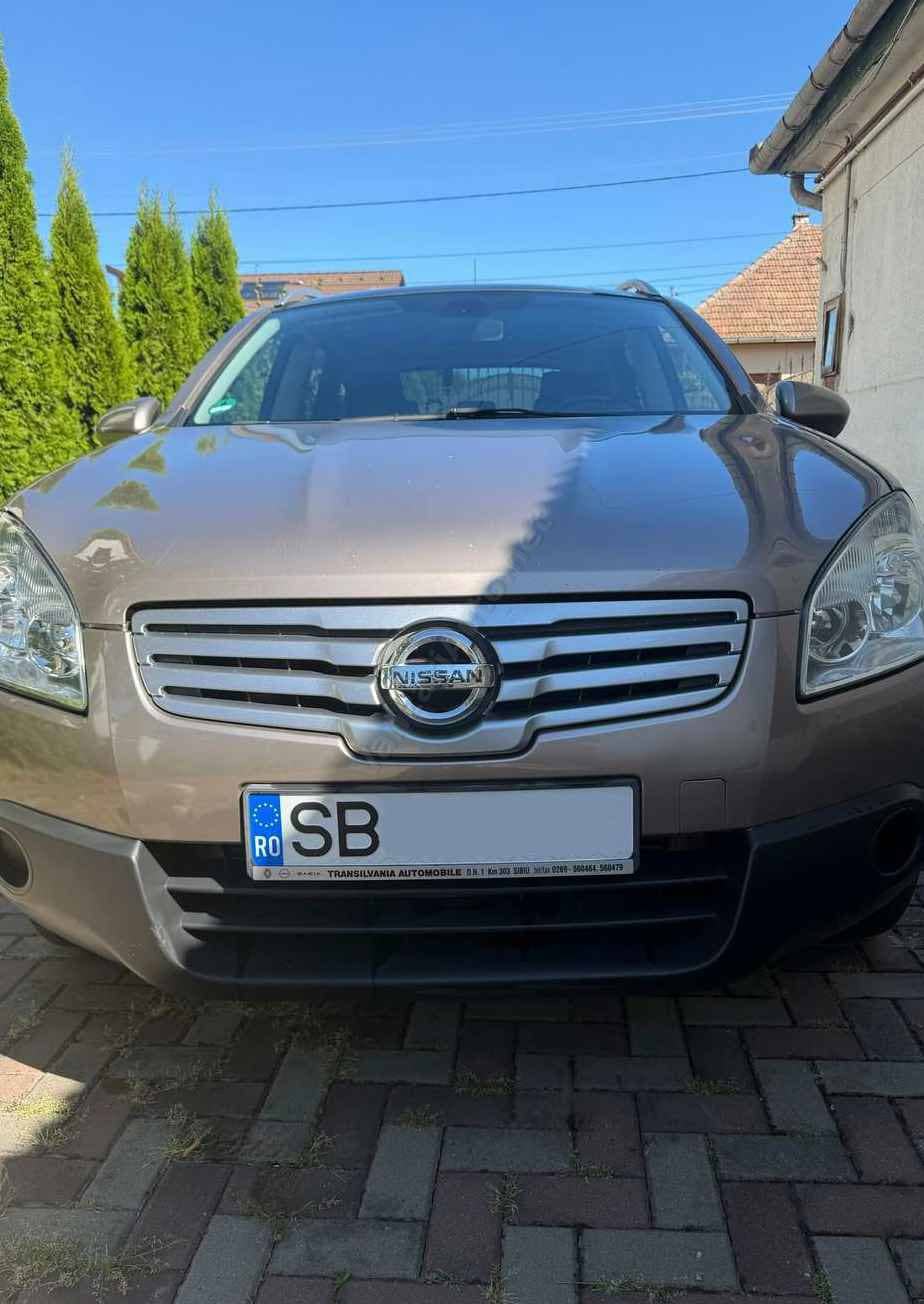 Nissan Qashqai+2