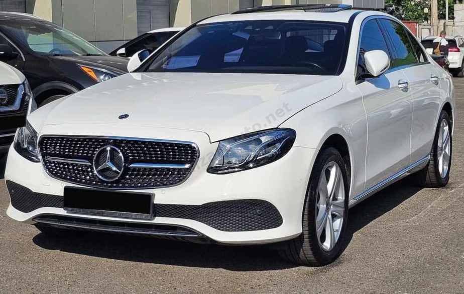 Mercedes-Benz E
