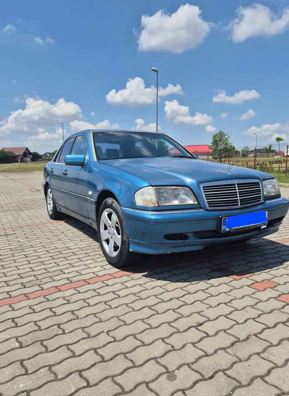 Mercedes-Benz C