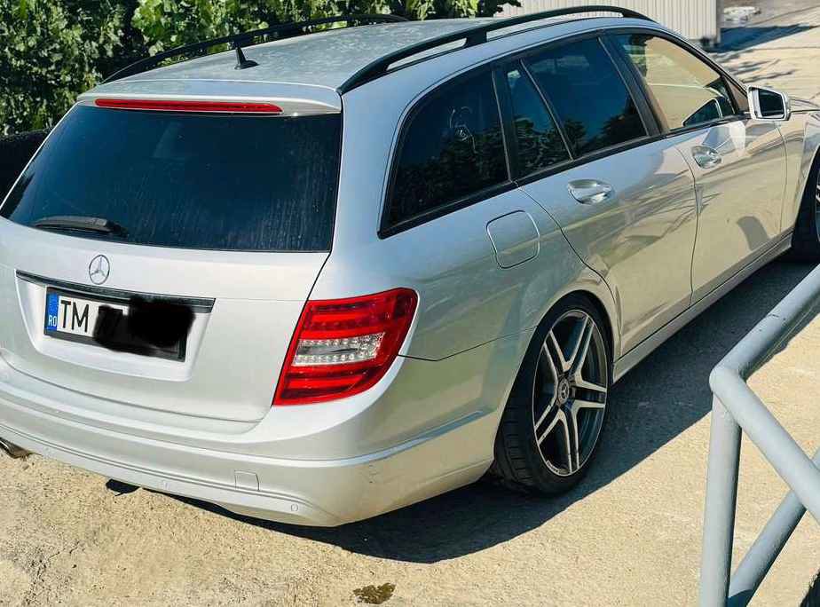 Mercedes-Benz C