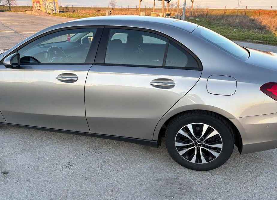 Mercedes-Benz A
