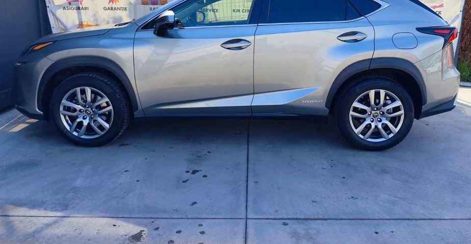Lexus Seria NX