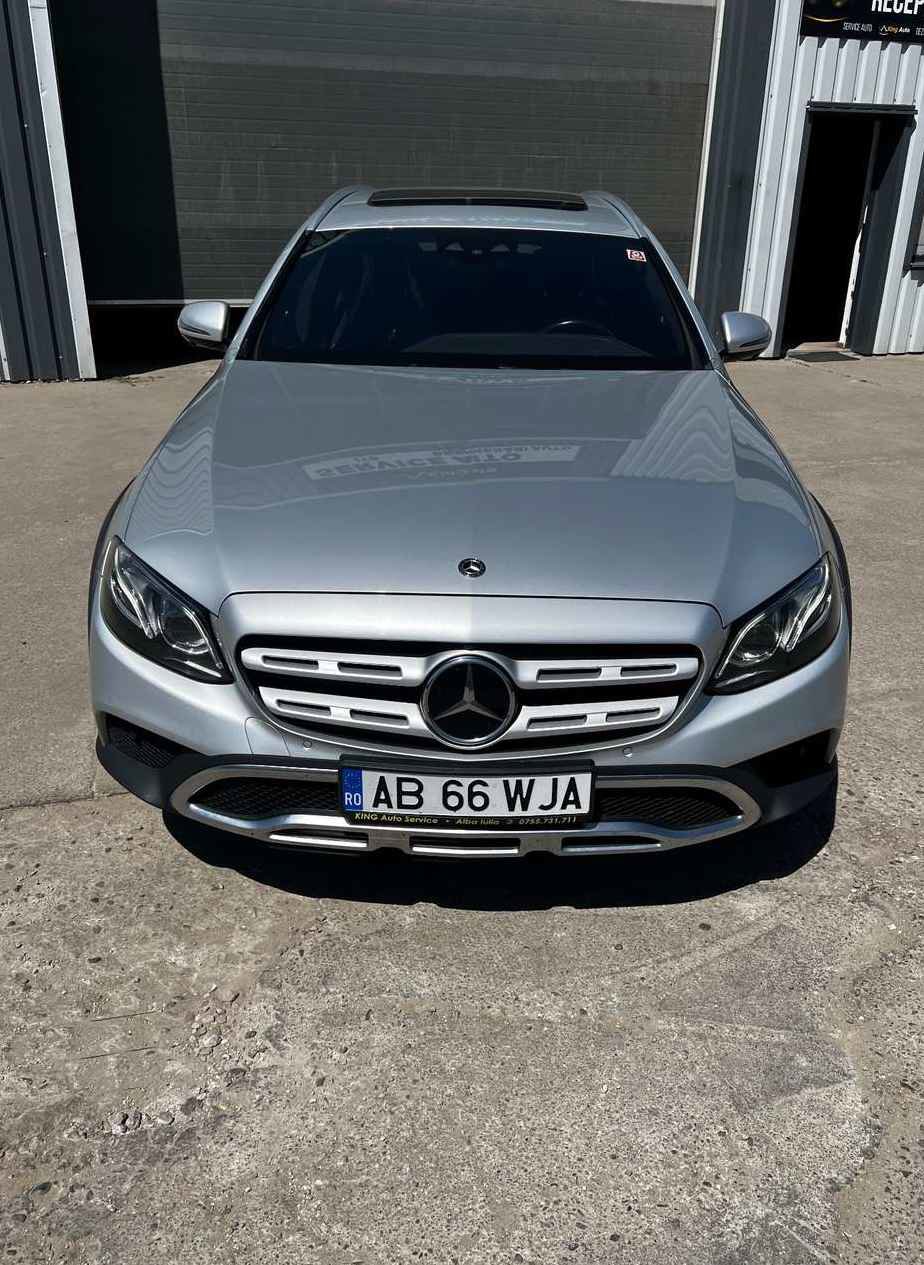 Mercedes-Benz E