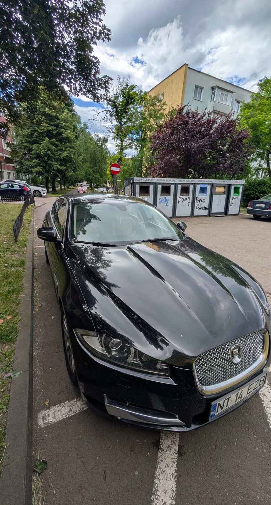 Jaguar XF