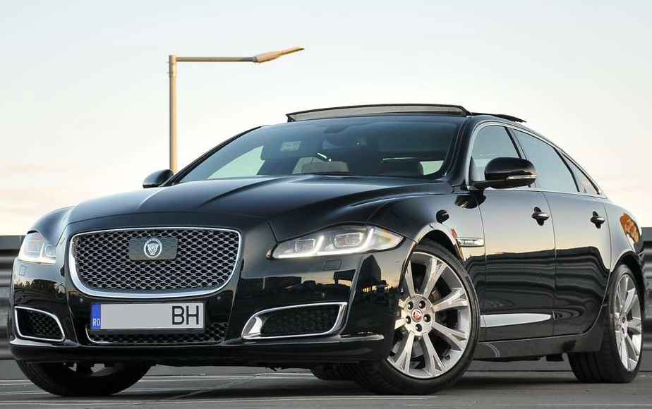 Jaguar XJ