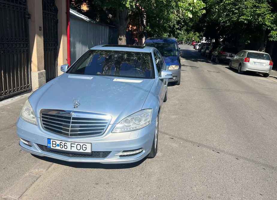 Mercedes-Benz S