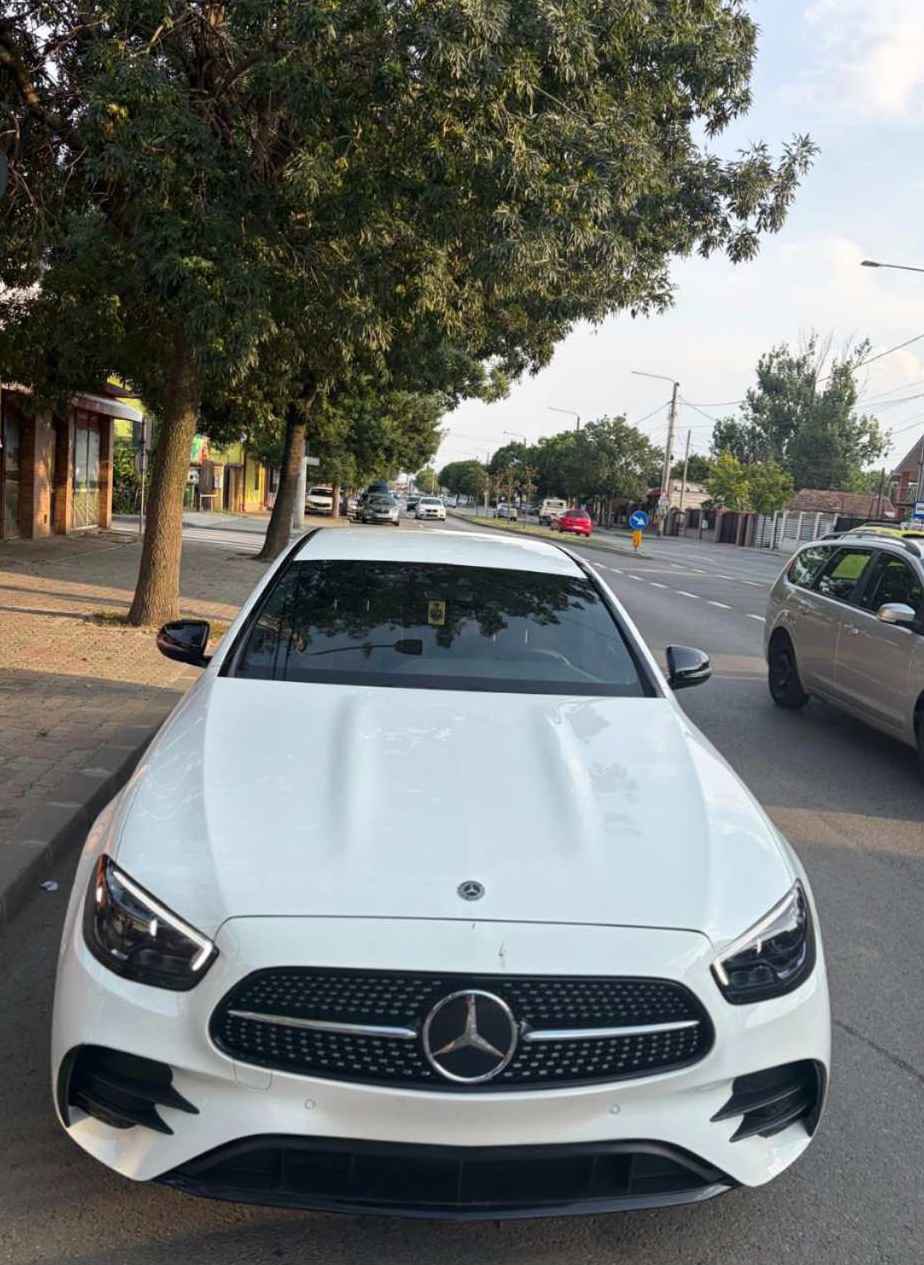 Mercedes-Benz E