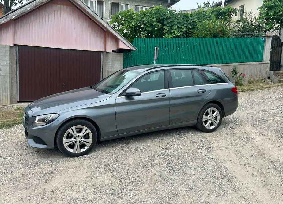 Mercedes-Benz C