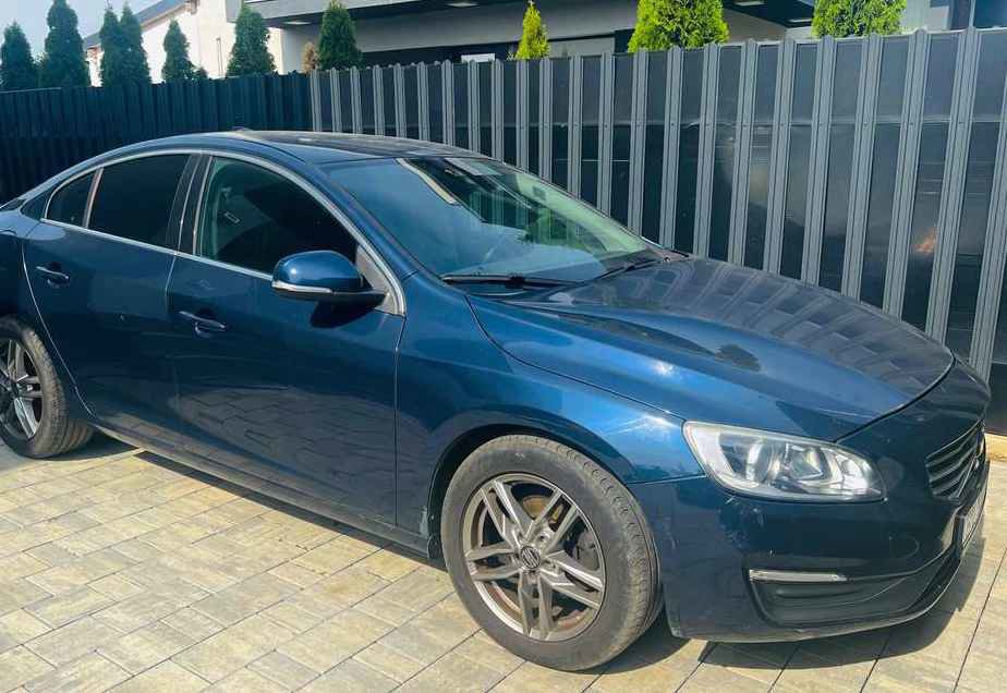 Volvo S60