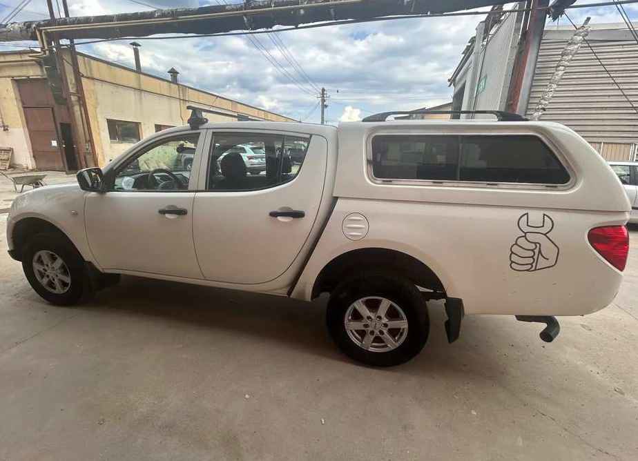 Mitsubishi L200