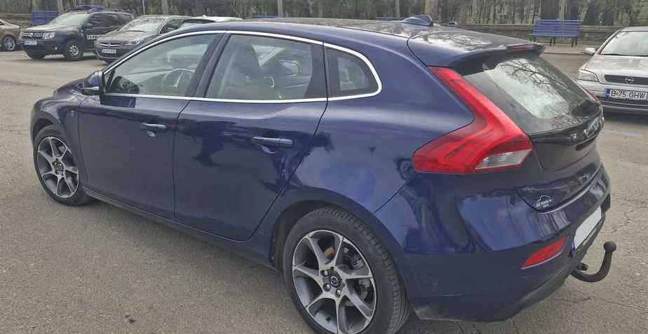 Volvo V40