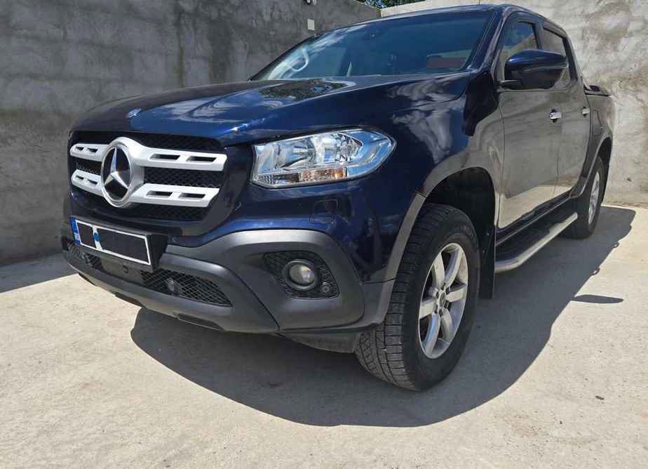 Mercedes-Benz X