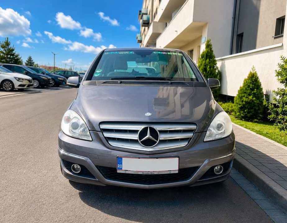 Mercedes-Benz B