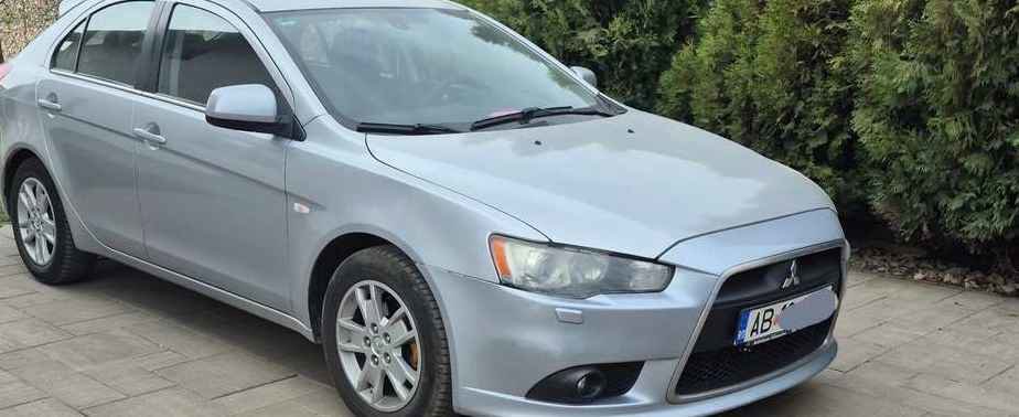 Mitsubishi Lancer