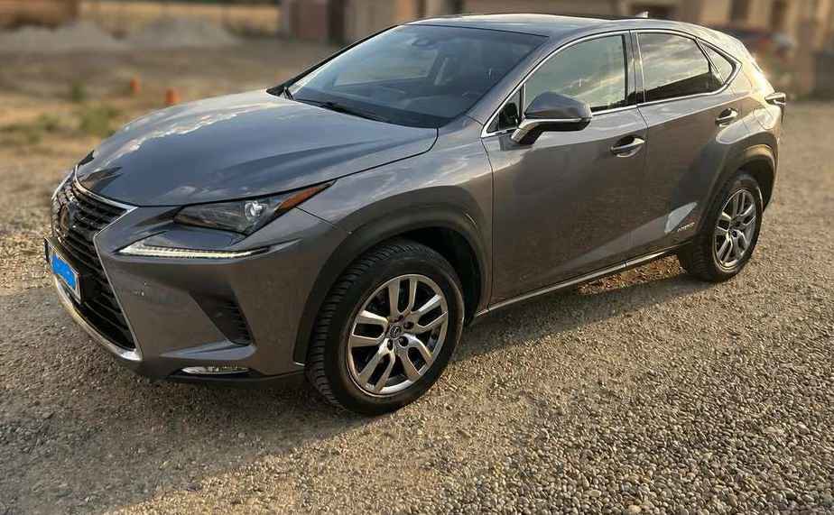 Lexus Seria NX