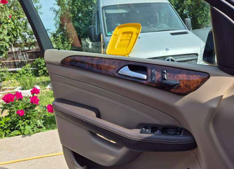 Mercedes-Benz ML
