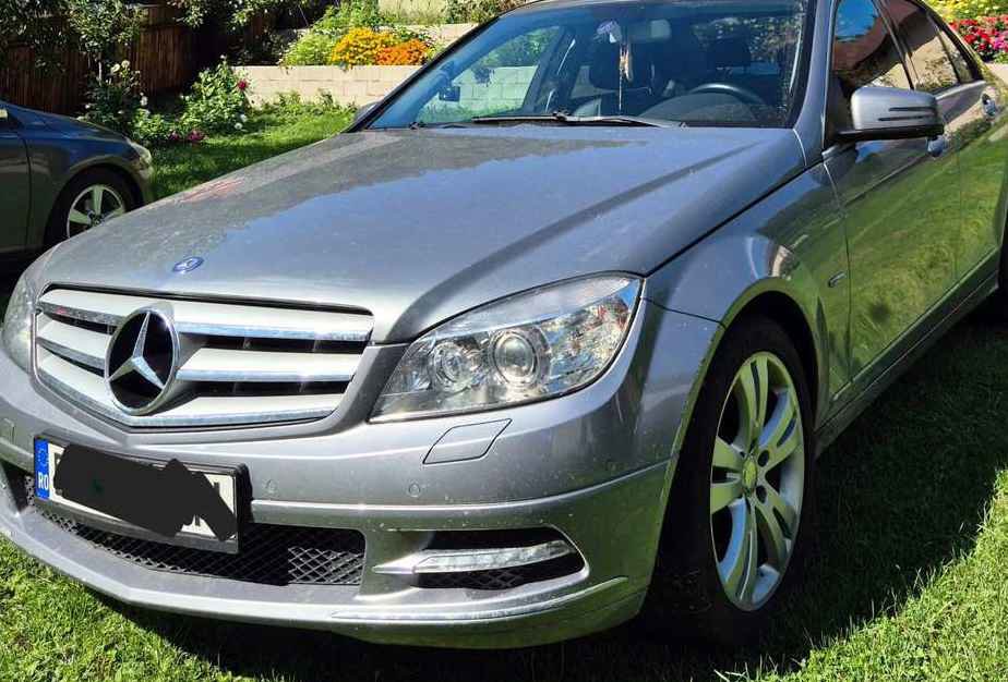 Mercedes-Benz C