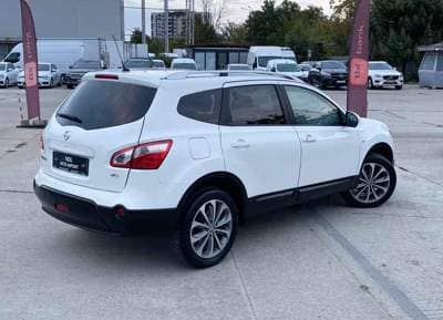 Nissan Qashqai+2
