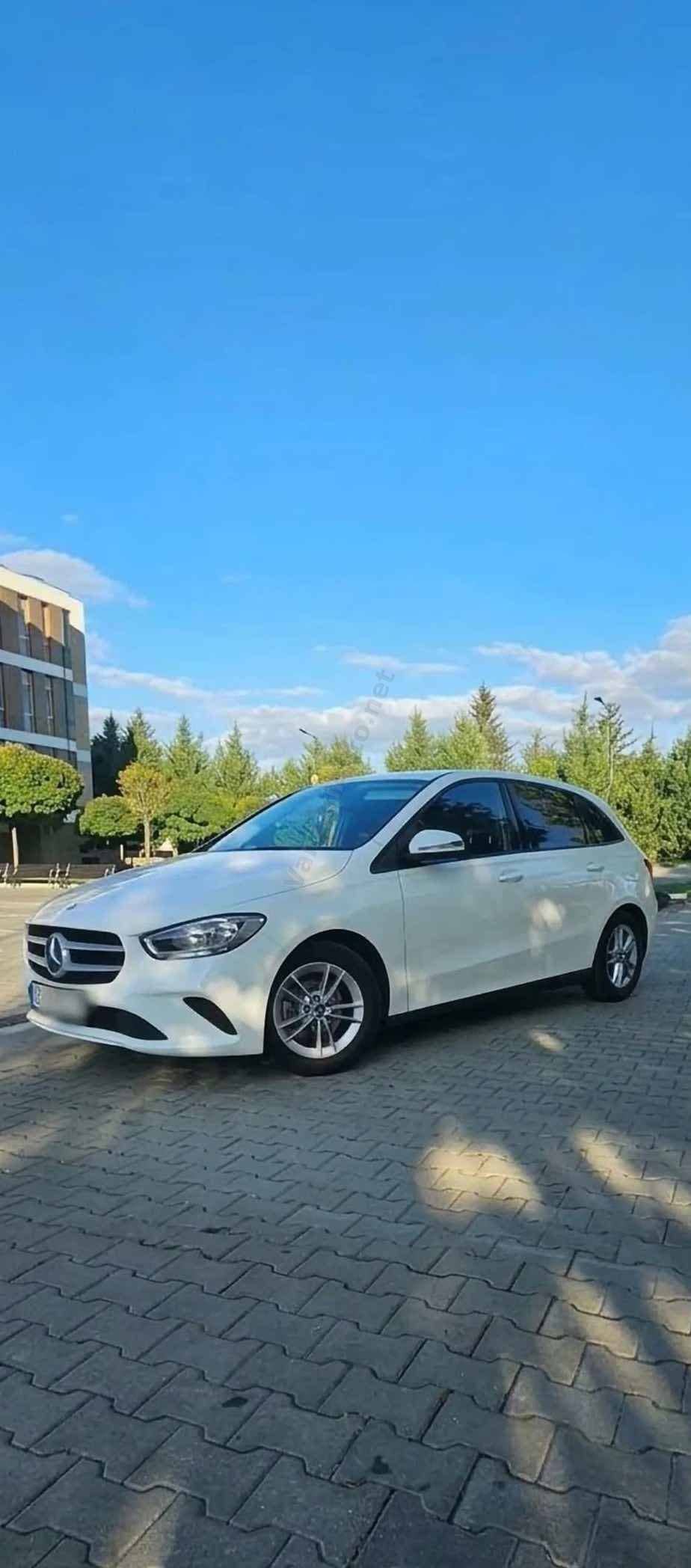 Mercedes-Benz B