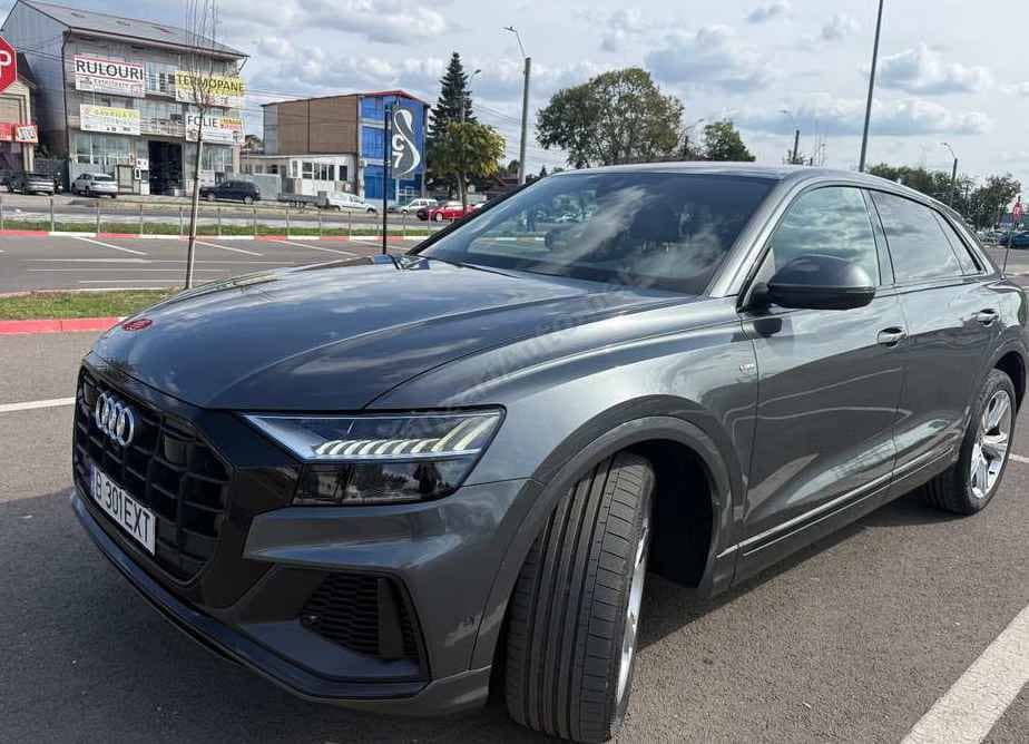 Audi Q8