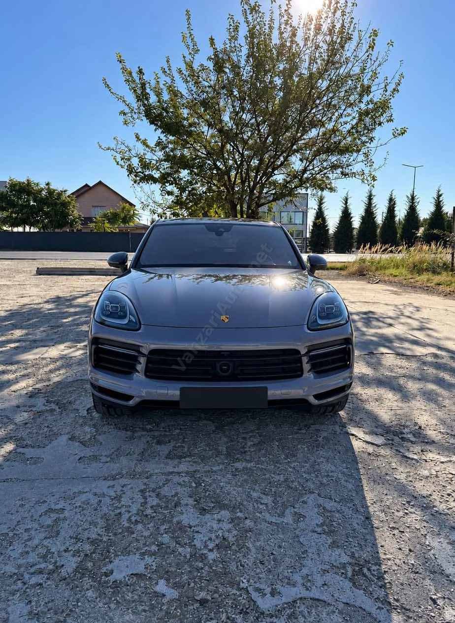 Porsche Cayenne Coupe