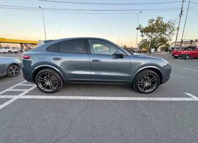 Porsche Cayenne Coupe
