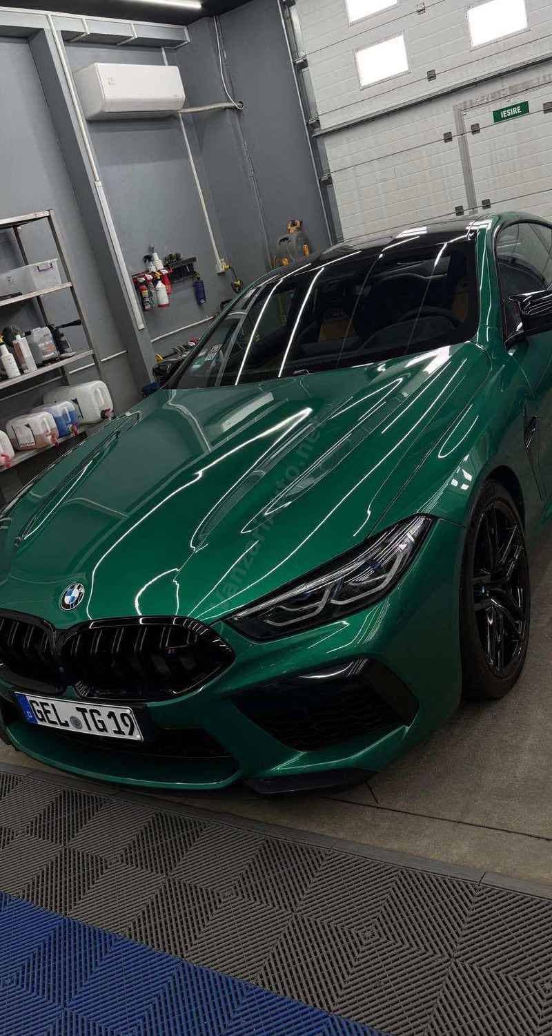 BMW M8