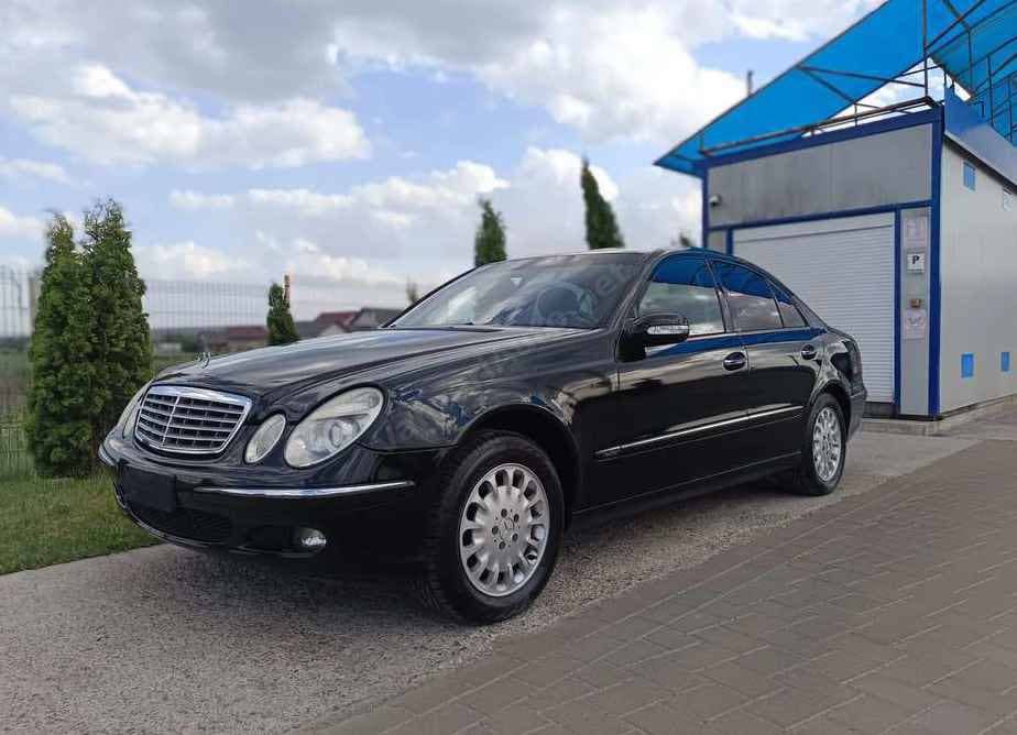 Mercedes-Benz E