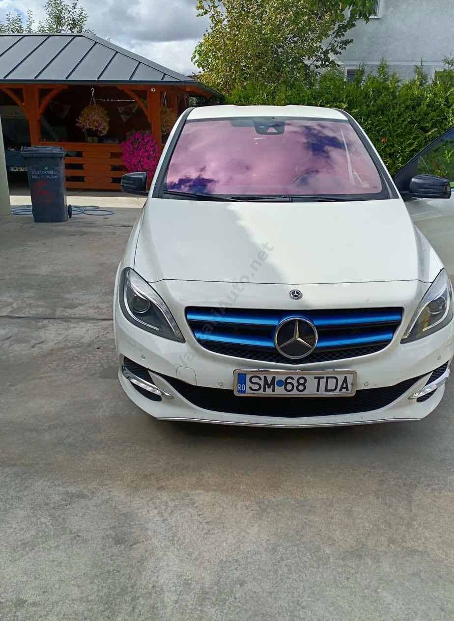 Mercedes-Benz B