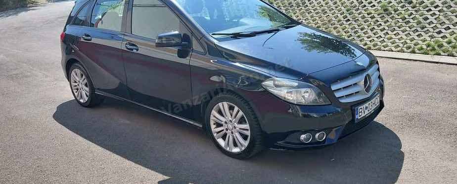 Mercedes-Benz B