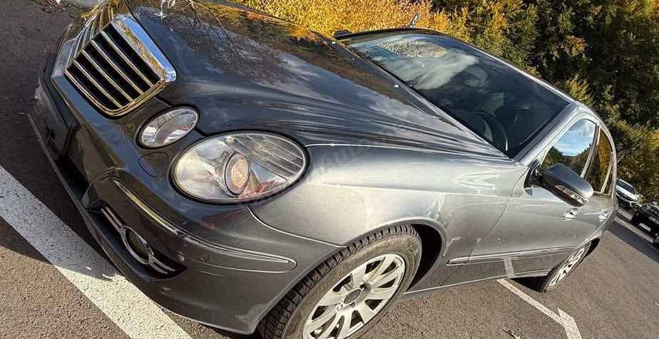 Mercedes-Benz E