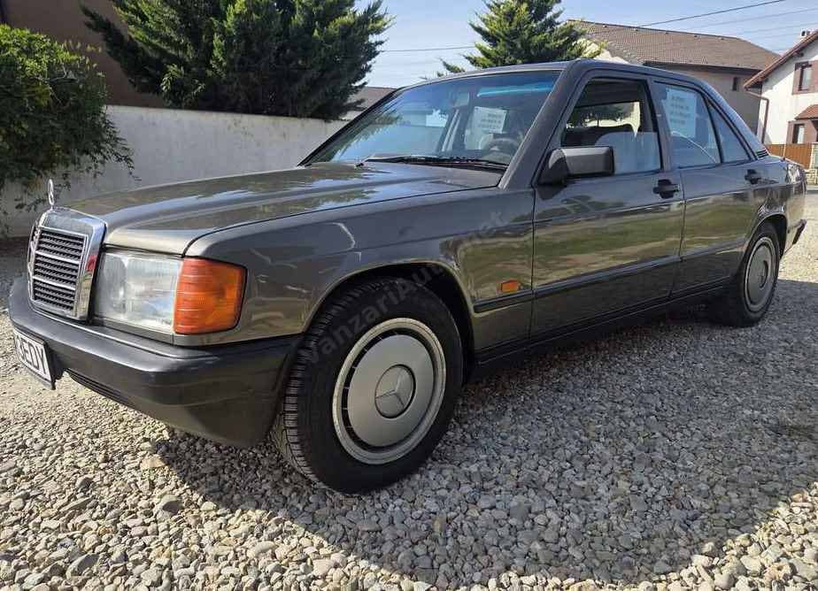 Mercedes-Benz 190